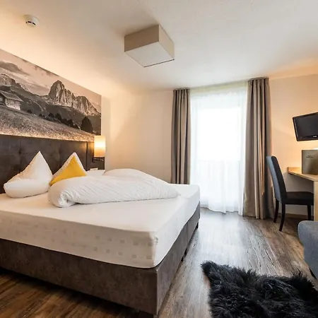 Hotel Alpenblick-2